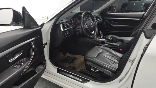 BMW 3 Series GT (F34) GT 320d 2018 11