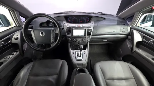 KG Mobility 코란도 투리스모 4WD 9 60th 2014 7
