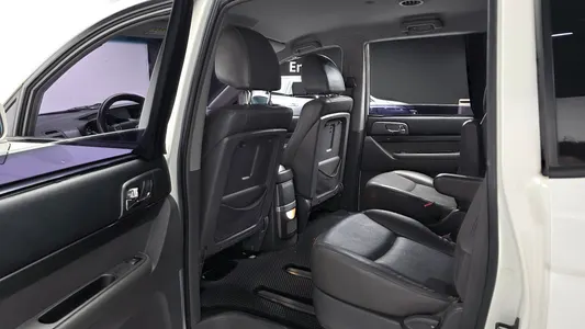 KG Mobility 코란도 투리스모 4WD 9 60th 2014 12