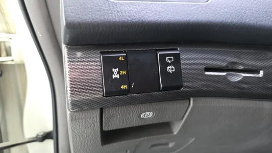 KG Mobility 코란도 투리스모 4WD 9 60th 2014 14