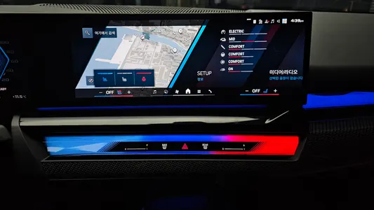 BMW M5 (G90) M5 2025 14