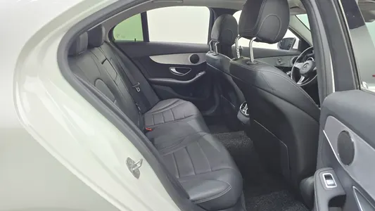 Mercedes-Benz C-Class W205 C200 2018 12