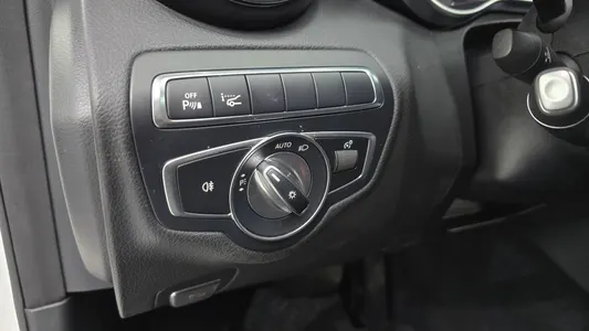 Mercedes-Benz C-Class W205 C200 2018 18