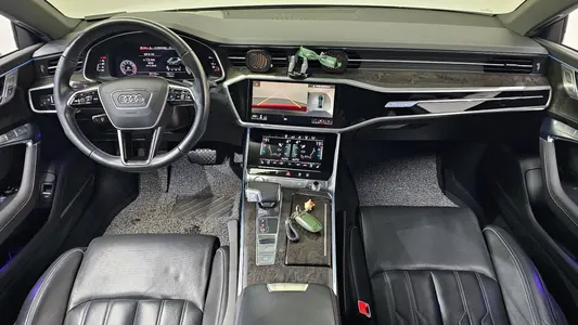 Audi A7 (4K) 55 TFSI 2020 6