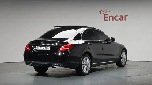 Mercedes-Benz C-Class W205 C200 2020