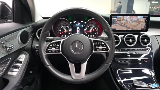 Mercedes-Benz C-Class W205 C200 2020 12