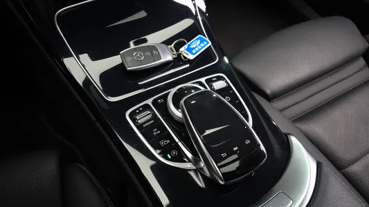 Mercedes-Benz C-Class W205 C200 2020 15