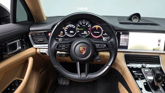 Porsche (971) 2.9 AWD E- 2021 13