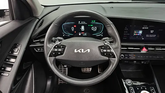 Kia 디 니로 2022 13