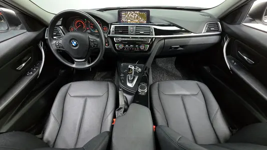 BMW 3 Series (F30) 320d 2018 6