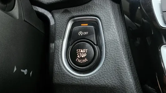 BMW 3 Series (F30) 320d 2018 27
