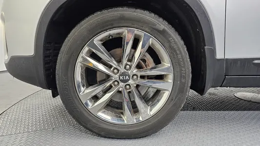 Kia R 2.0 2WD 2014 5