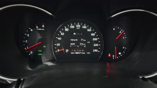 Kia R 2.0 2WD 2014 8