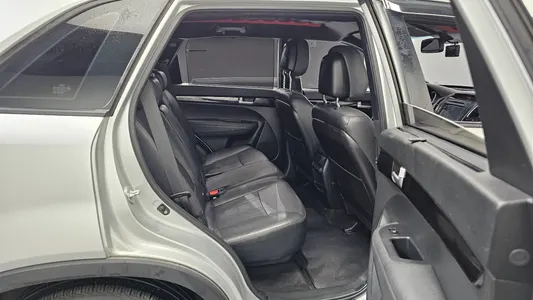 Kia R 2.0 2WD 2014 11