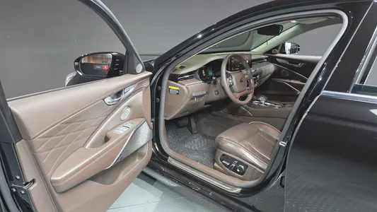 Kia K9 5.0 GDI AWD 2018 15