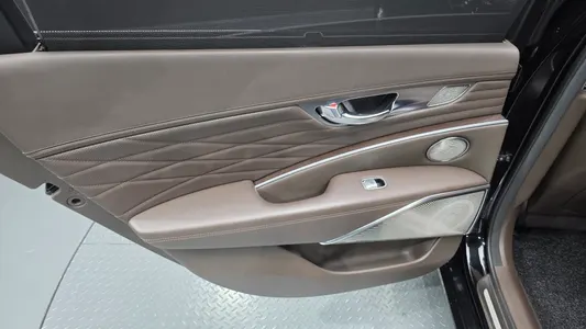 Kia K9 5.0 GDI AWD 2018 31