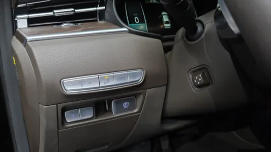 Kia K9 5.0 GDI AWD 2018 33