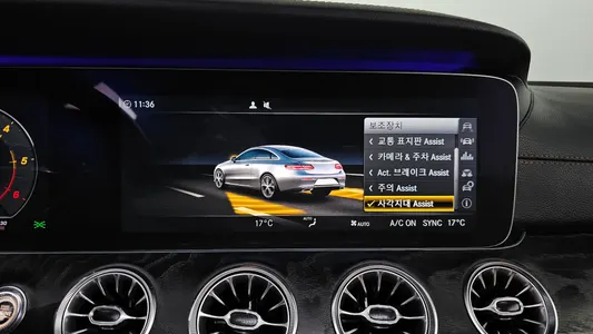 Mercedes-Benz E-Class W213 E220d 2017 19