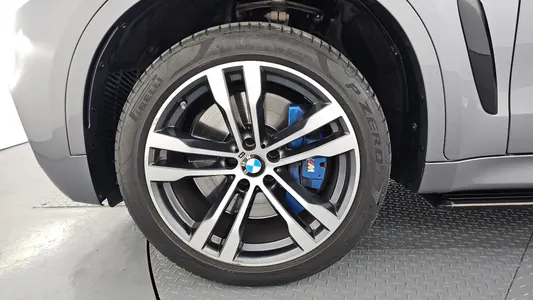 BMW X6 (F16) M50d 2015 5