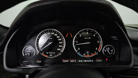 BMW X6 (F16) M50d 2015 8