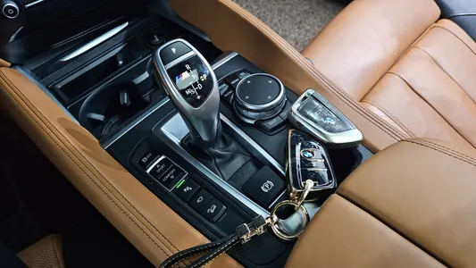 BMW X6 (F16) M50d 2015 9