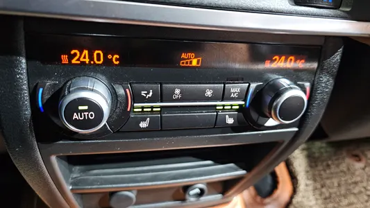 BMW X6 (F16) M50d 2015 16