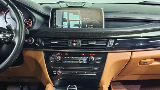 BMW X6 (F16) M50d 2015 19