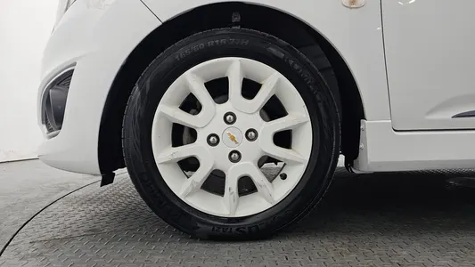 Chevrolet Spark 2015 5
