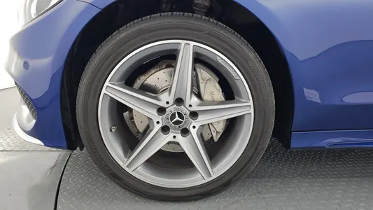 Mercedes-Benz C-Class W205 C200 4MATIC AMG Line 2018 5