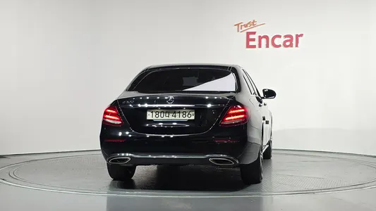 Mercedes-Benz E-Class W213 E300 2019 4
