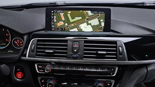 BMW 3 Series (F30) 320d 2017 13