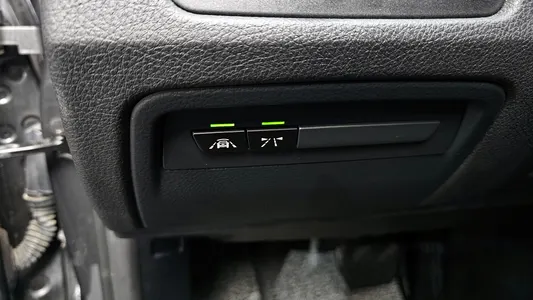 BMW 3 Series (F30) 320d 2017 17