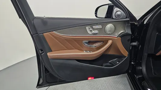 Mercedes-Benz E-Class W213 E53 AMG 4MATIC+ 2021 24