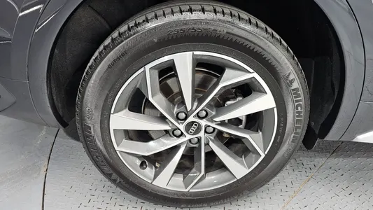 Audi Q5 (FY) 45 TFSI 2023 5