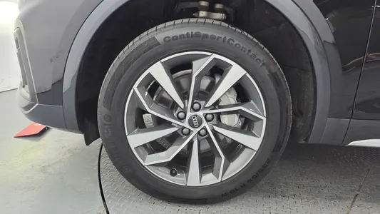 Audi Q5 (FY) 45 TFSI 2023 5