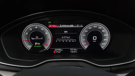 Audi Q5 (FY) 45 TFSI 2023 8