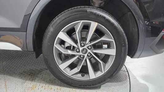 Audi Q5 (FY) 45 TFSI 2023 21