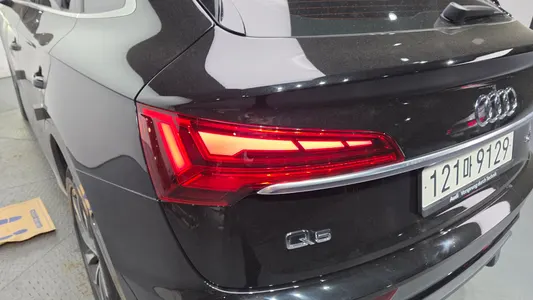 Audi Q5 (FY) 45 TFSI 2023 23