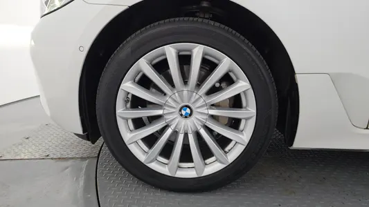 BMW 6 Series GT (G32) 630i xDrive 2020 5