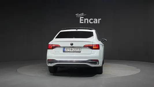 Volkswagen 7 1.5 TSI 2023 4