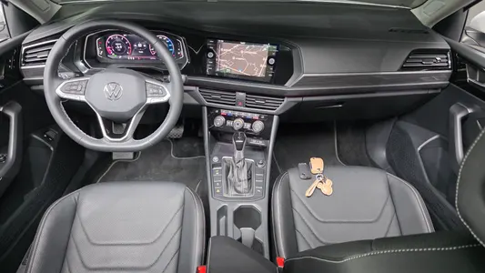 Volkswagen 7 1.5 TSI 2023 7