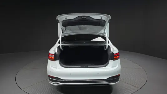 Volkswagen 7 1.5 TSI 2023 20