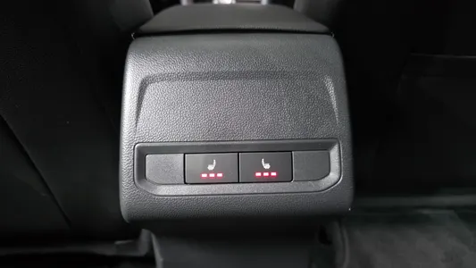 Volkswagen 7 1.5 TSI 2023 18