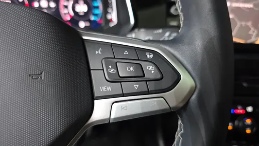 Volkswagen 7 1.5 TSI 2023 26