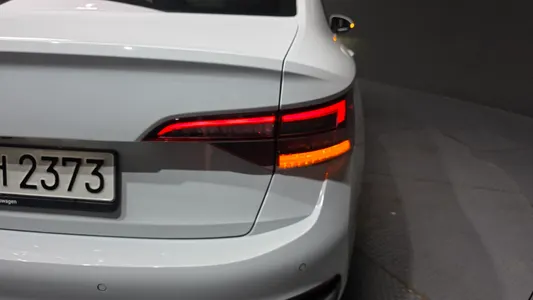 Volkswagen 7 1.5 TSI 2023 23