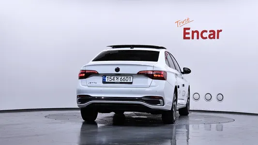 Volkswagen 7 1.5 TSI 2022 4