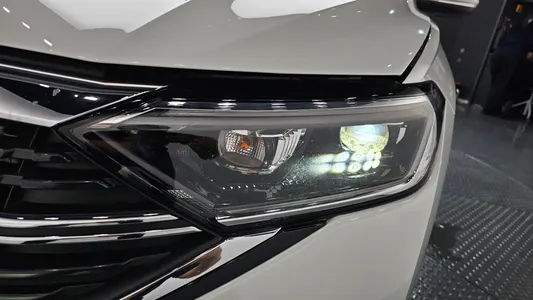 Volkswagen 7 1.5 TSI 2022 22