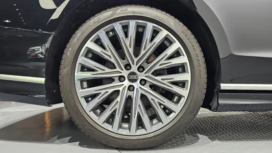 Audi A8 (D5) 50 TDI LWB 2023 5
