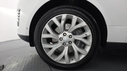 Land Rover 4 D350 Vogue SE 2021 4