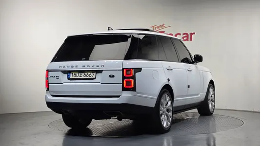 Land Rover 4 D350 Vogue SE 2021